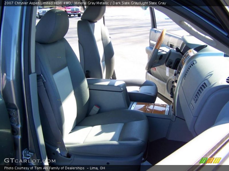 Mineral Gray Metallic / Dark Slate Gray/Light Slate Gray 2007 Chrysler Aspen Limited HEMI 4WD
