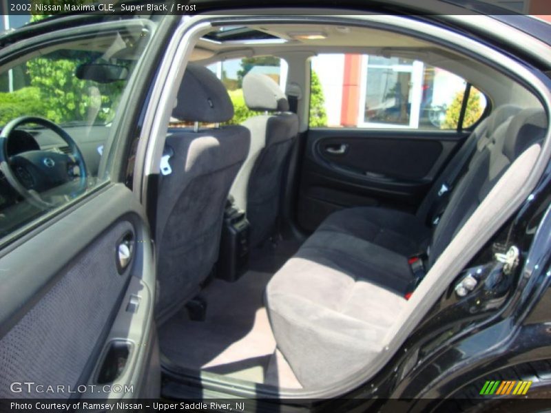 Super Black / Frost 2002 Nissan Maxima GLE