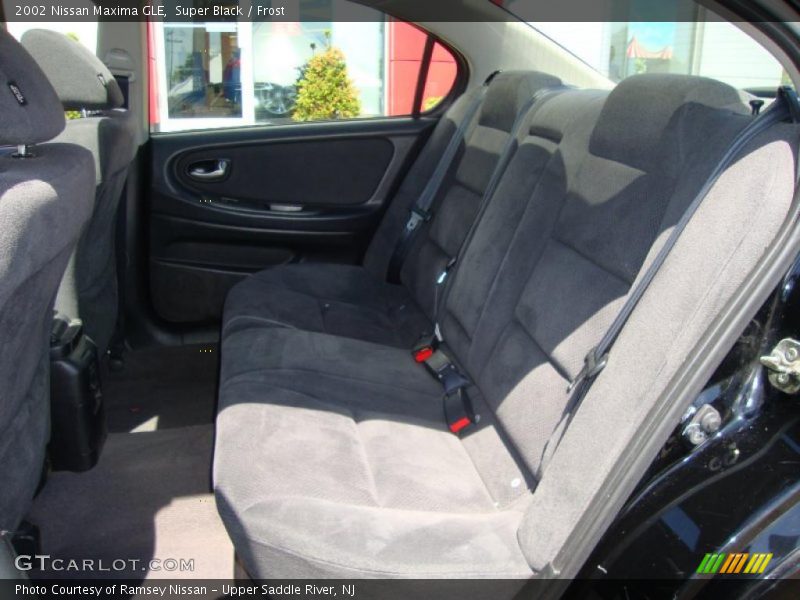Super Black / Frost 2002 Nissan Maxima GLE