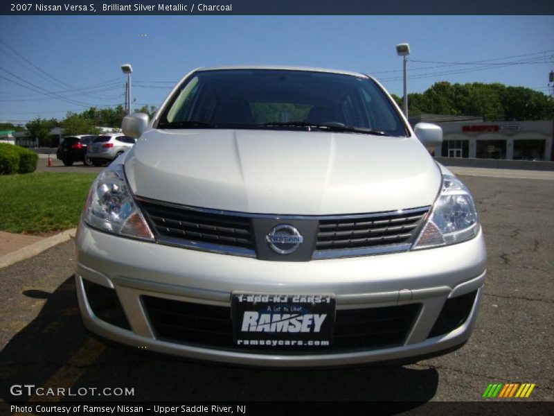 Brilliant Silver Metallic / Charcoal 2007 Nissan Versa S