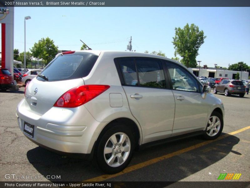 Brilliant Silver Metallic / Charcoal 2007 Nissan Versa S