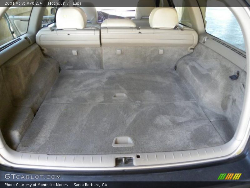 Moondust / Taupe 2001 Volvo V70 2.4T