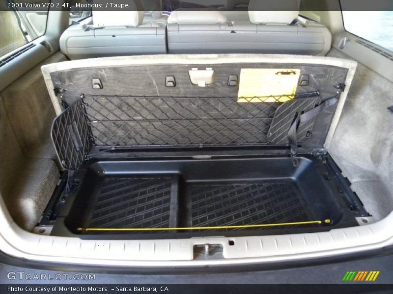 Moondust / Taupe 2001 Volvo V70 2.4T