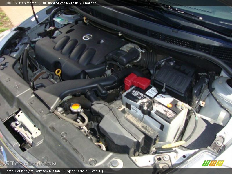 Brilliant Silver Metallic / Charcoal 2007 Nissan Versa S