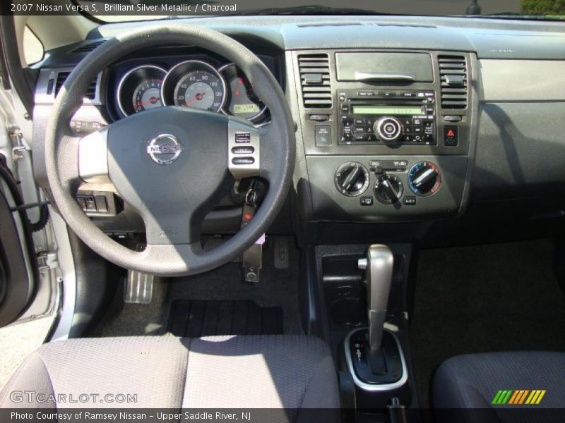 Brilliant Silver Metallic / Charcoal 2007 Nissan Versa S