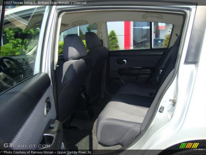 Brilliant Silver Metallic / Charcoal 2007 Nissan Versa S