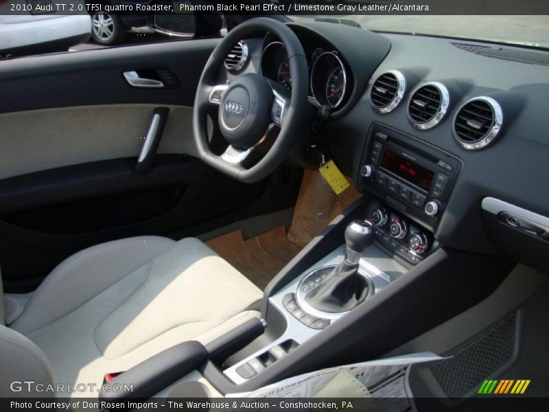 Phantom Black Pearl Effect / Limestone Gray Leather/Alcantara 2010 Audi TT 2.0 TFSI quattro Roadster