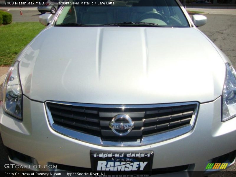 Radiant Silver Metallic / Cafe Latte 2008 Nissan Maxima 3.5 SE