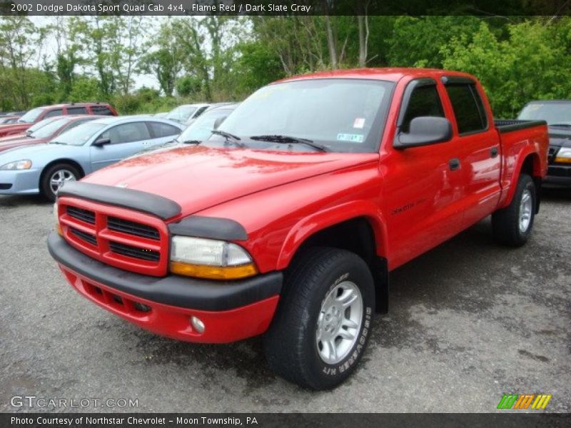 Flame Red / Dark Slate Gray 2002 Dodge Dakota Sport Quad Cab 4x4