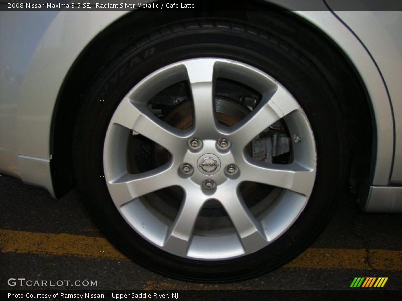Radiant Silver Metallic / Cafe Latte 2008 Nissan Maxima 3.5 SE