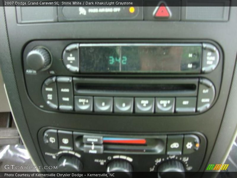 Stone White / Dark Khaki/Light Graystone 2007 Dodge Grand Caravan SE