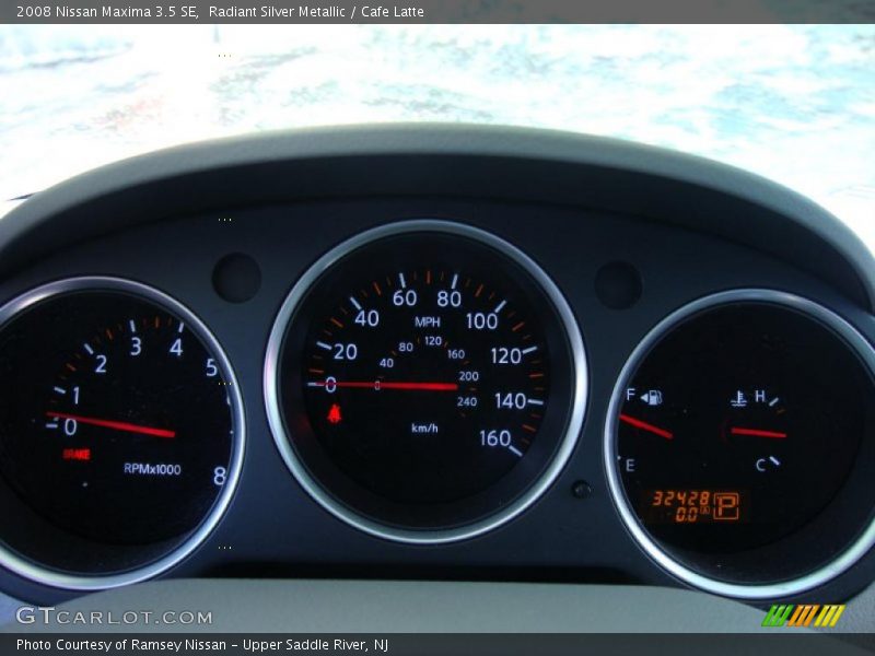 Radiant Silver Metallic / Cafe Latte 2008 Nissan Maxima 3.5 SE