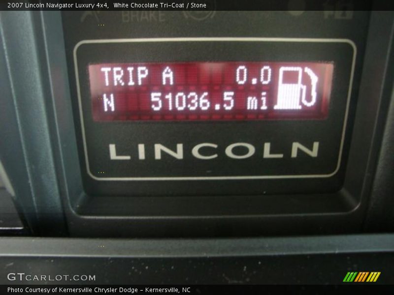 White Chocolate Tri-Coat / Stone 2007 Lincoln Navigator Luxury 4x4