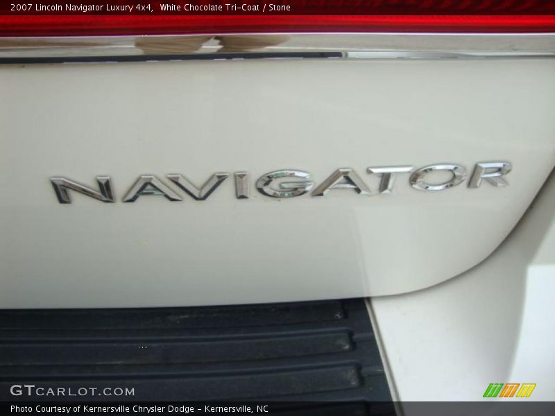White Chocolate Tri-Coat / Stone 2007 Lincoln Navigator Luxury 4x4