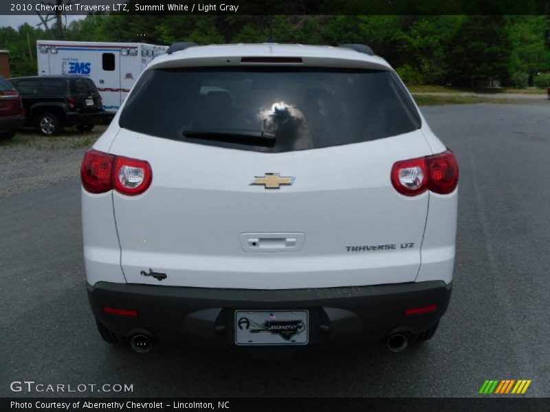 Summit White / Light Gray 2010 Chevrolet Traverse LTZ