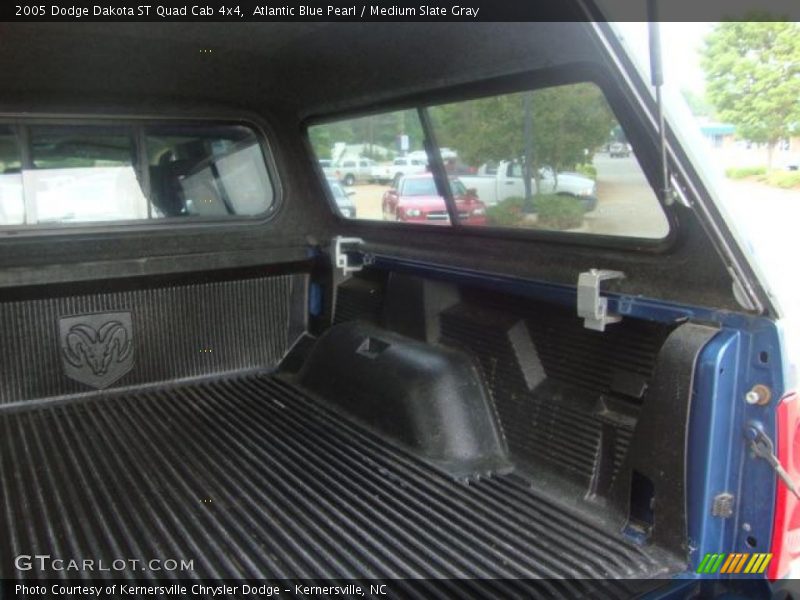 Atlantic Blue Pearl / Medium Slate Gray 2005 Dodge Dakota ST Quad Cab 4x4