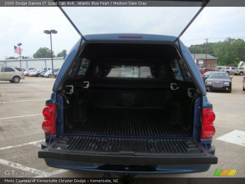 Atlantic Blue Pearl / Medium Slate Gray 2005 Dodge Dakota ST Quad Cab 4x4