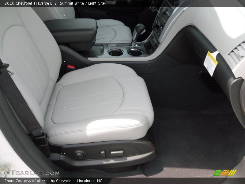 Summit White / Light Gray 2010 Chevrolet Traverse LTZ