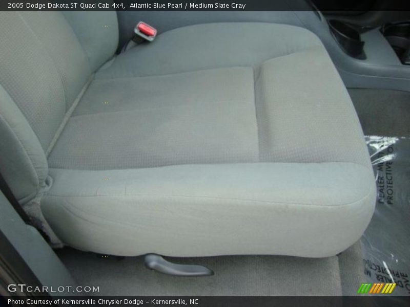 Atlantic Blue Pearl / Medium Slate Gray 2005 Dodge Dakota ST Quad Cab 4x4