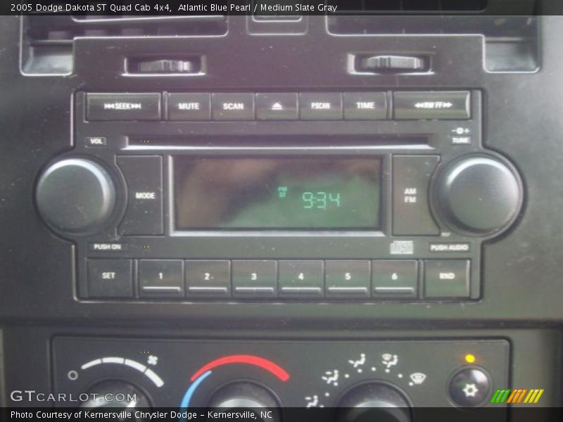Atlantic Blue Pearl / Medium Slate Gray 2005 Dodge Dakota ST Quad Cab 4x4