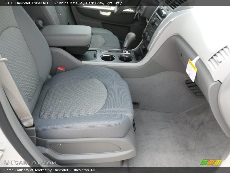 Silver Ice Metallic / Dark Gray/Light Gray 2010 Chevrolet Traverse LS