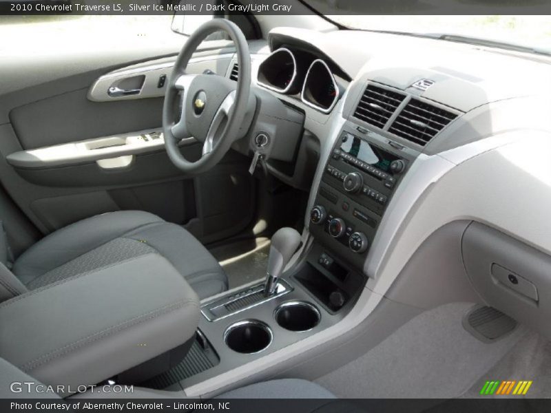 Silver Ice Metallic / Dark Gray/Light Gray 2010 Chevrolet Traverse LS