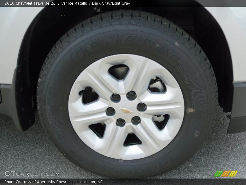 Silver Ice Metallic / Dark Gray/Light Gray 2010 Chevrolet Traverse LS