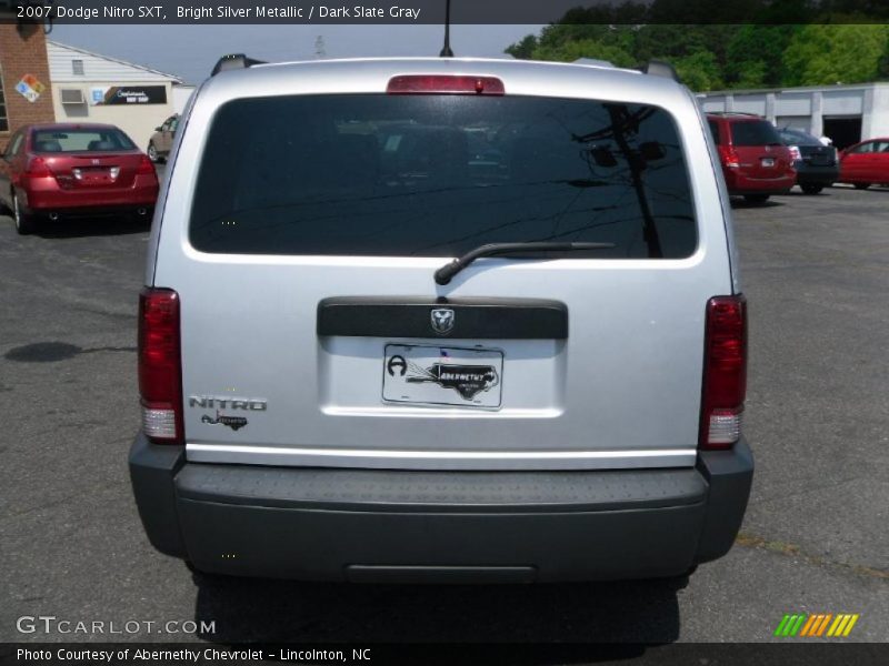 Bright Silver Metallic / Dark Slate Gray 2007 Dodge Nitro SXT