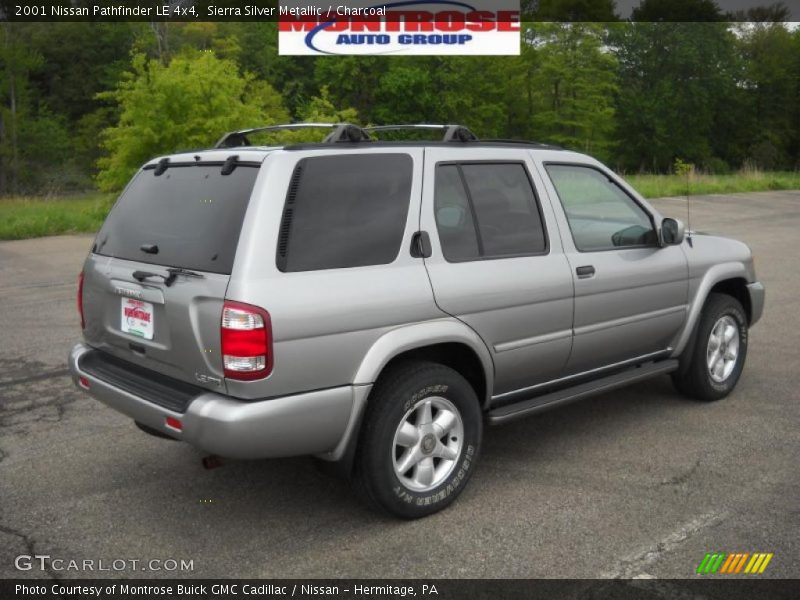 Sierra Silver Metallic / Charcoal 2001 Nissan Pathfinder LE 4x4