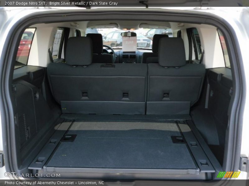 Bright Silver Metallic / Dark Slate Gray 2007 Dodge Nitro SXT