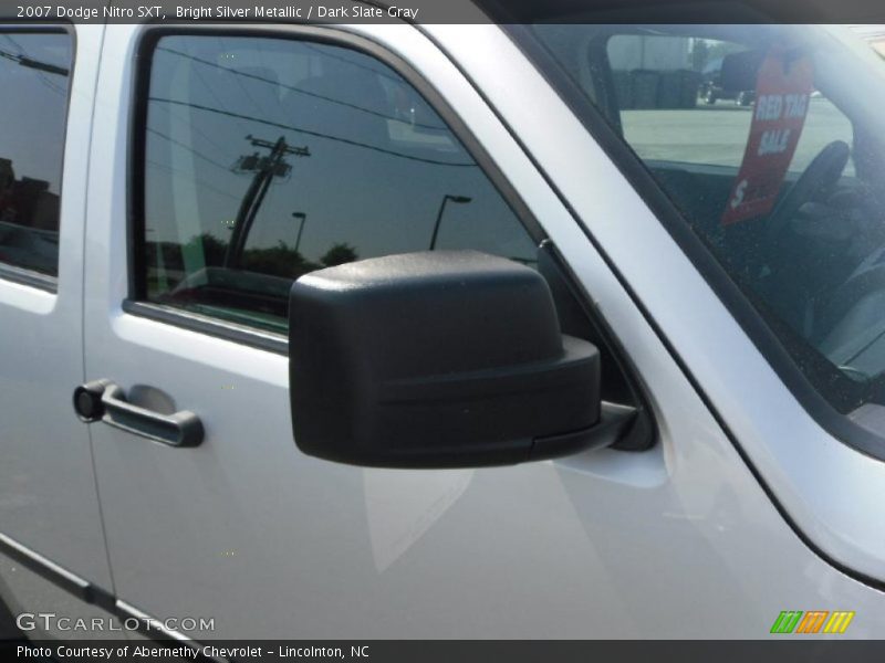 Bright Silver Metallic / Dark Slate Gray 2007 Dodge Nitro SXT