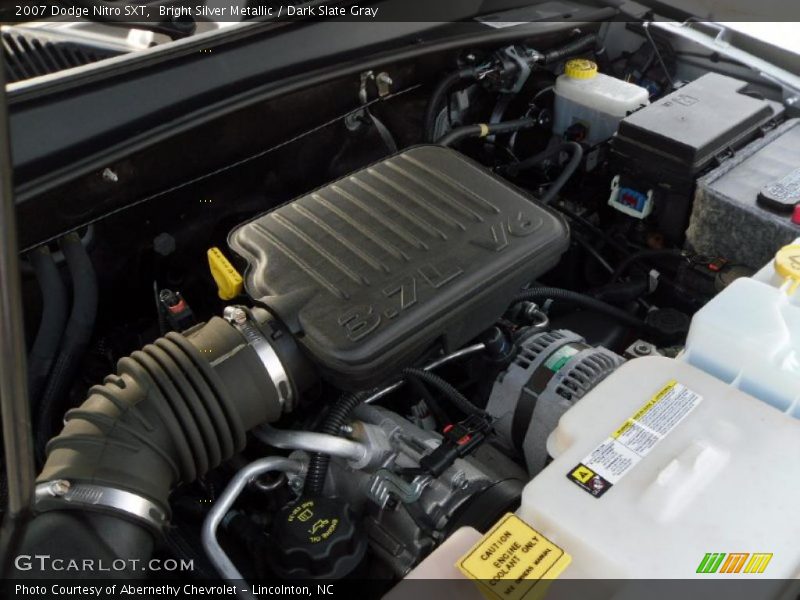Bright Silver Metallic / Dark Slate Gray 2007 Dodge Nitro SXT