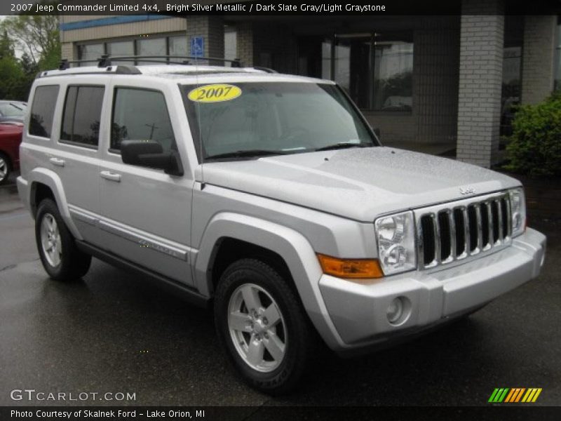 Bright Silver Metallic / Dark Slate Gray/Light Graystone 2007 Jeep Commander Limited 4x4