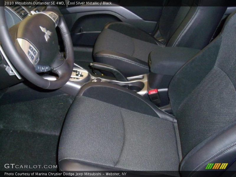 Cool Silver Metallic / Black 2010 Mitsubishi Outlander SE 4WD