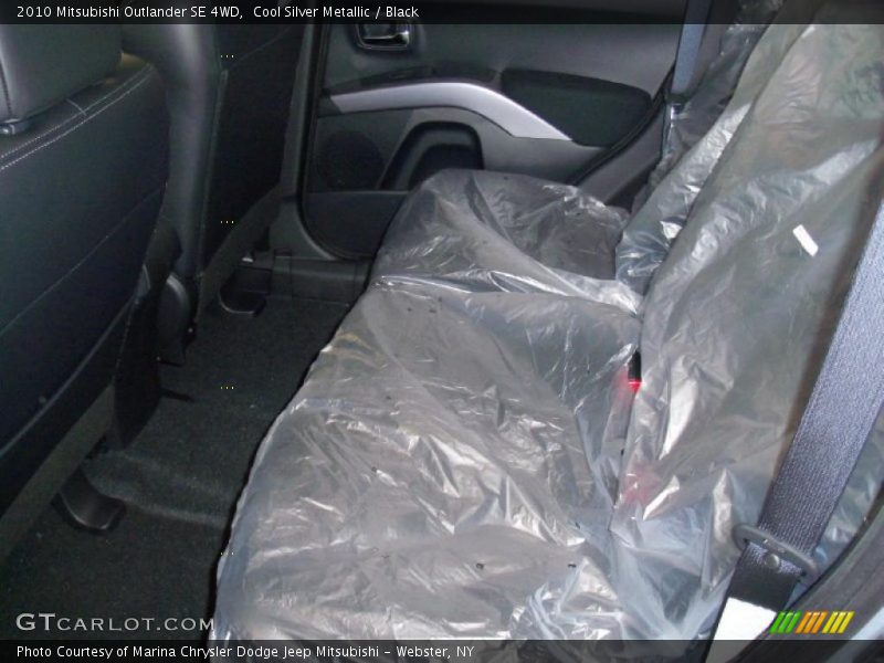 Cool Silver Metallic / Black 2010 Mitsubishi Outlander SE 4WD