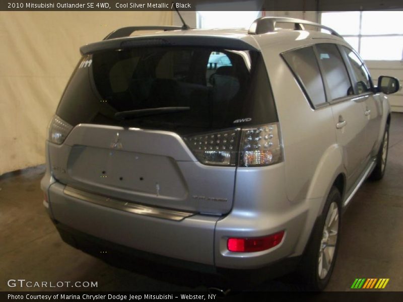 Cool Silver Metallic / Black 2010 Mitsubishi Outlander SE 4WD