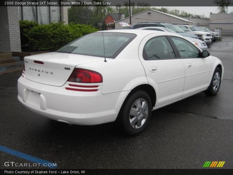 Stone White / Dark Slate Grey 2006 Dodge Stratus SXT Sedan
