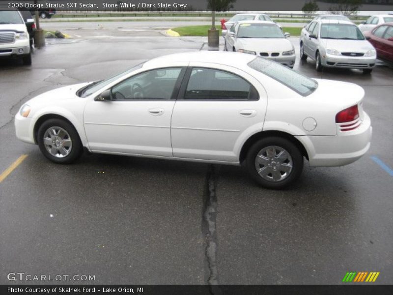 Stone White / Dark Slate Grey 2006 Dodge Stratus SXT Sedan