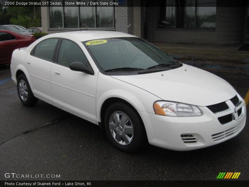 Stone White / Dark Slate Grey 2006 Dodge Stratus SXT Sedan