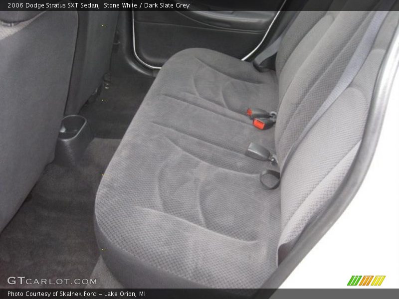 Stone White / Dark Slate Grey 2006 Dodge Stratus SXT Sedan