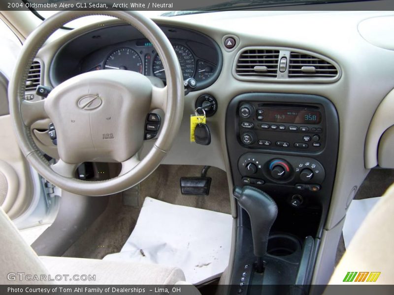 Arctic White / Neutral 2004 Oldsmobile Alero GL1 Sedan