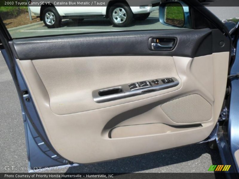 Catalina Blue Metallic / Taupe 2003 Toyota Camry SE V6