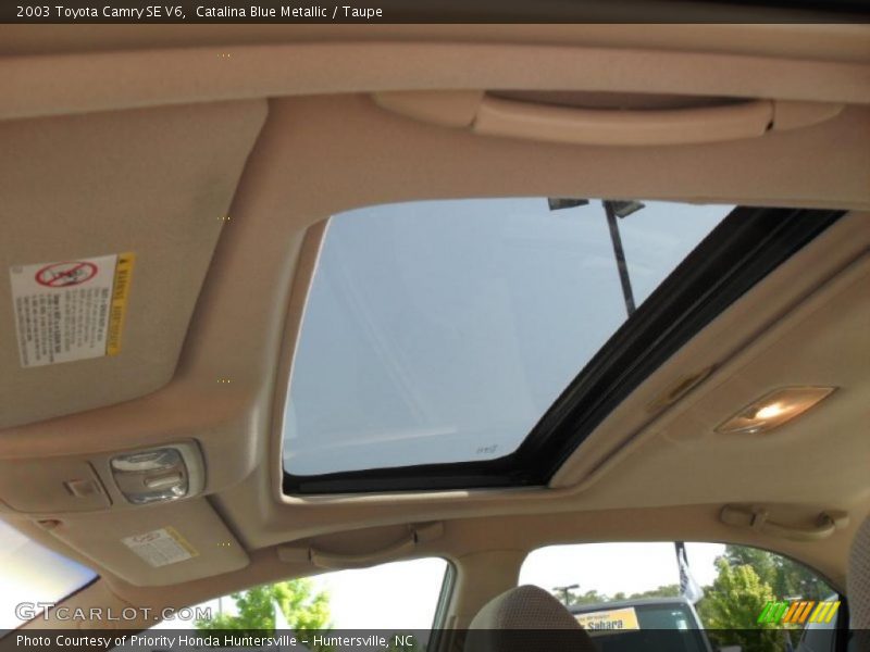 Catalina Blue Metallic / Taupe 2003 Toyota Camry SE V6