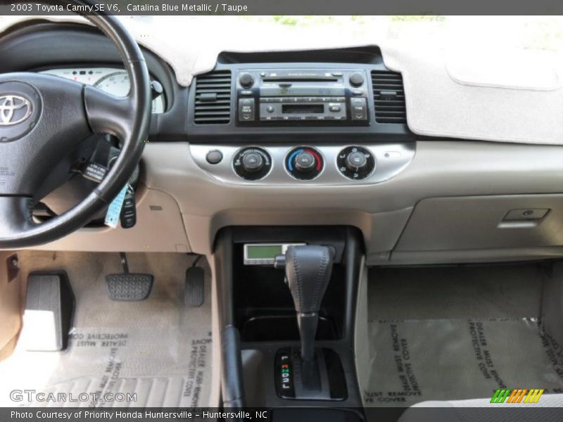 Catalina Blue Metallic / Taupe 2003 Toyota Camry SE V6