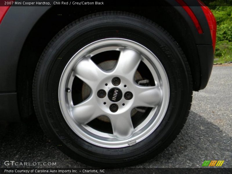 Chili Red / Grey/Carbon Black 2007 Mini Cooper Hardtop