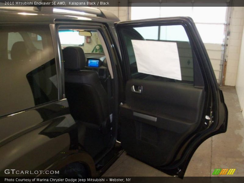 Kalapana Black / Black 2010 Mitsubishi Endeavor SE AWD