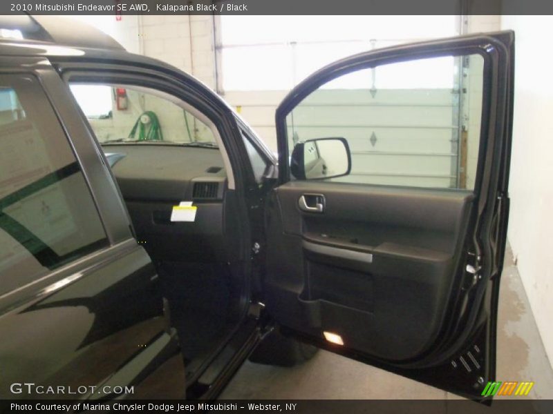 Kalapana Black / Black 2010 Mitsubishi Endeavor SE AWD
