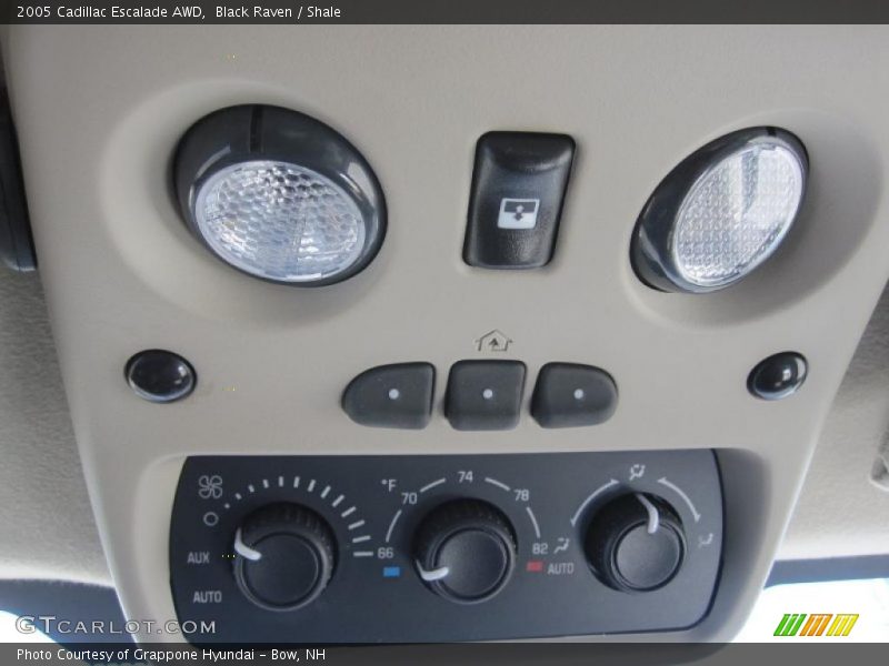 Black Raven / Shale 2005 Cadillac Escalade AWD