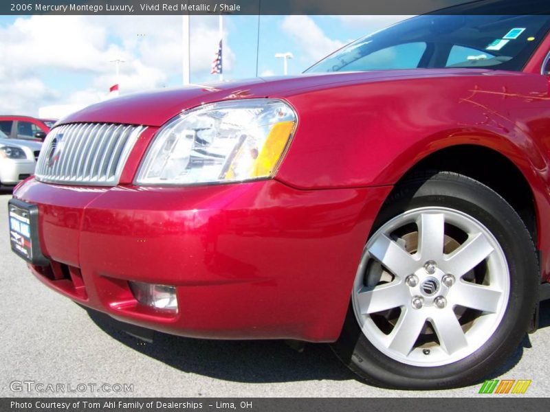 Vivid Red Metallic / Shale 2006 Mercury Montego Luxury