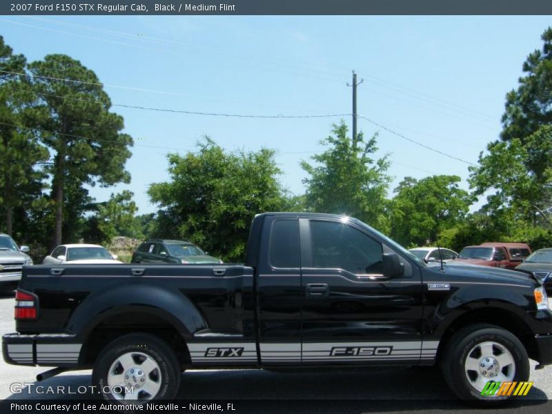 Black / Medium Flint 2007 Ford F150 STX Regular Cab